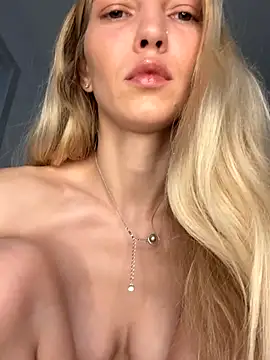 Adelina0001 online show from 11.20.25