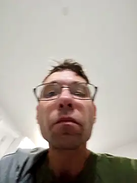 Iliketocooksquirt25 online show from 11.14.25