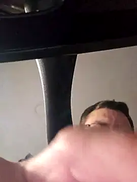 Snapshot of Iliketocooksquirt25 chatting on 02.02.26 Iliketocooksquirt25 online show from 02.02.26