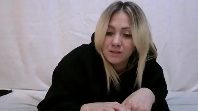 SallyCumLaude online show from 02.26.25