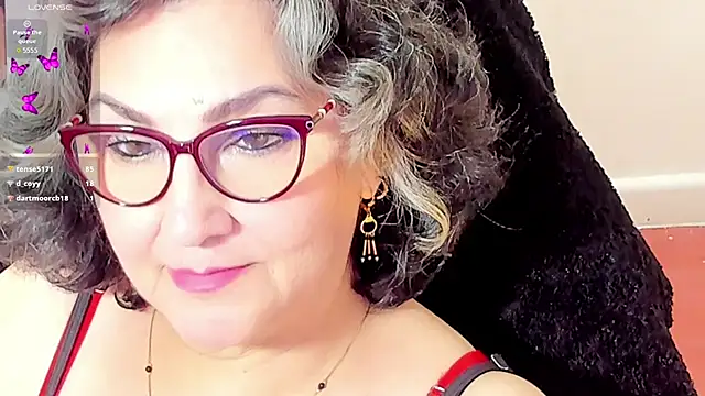 Snapshot of cataleya_mom chatting on 11.28.25 cataleya mom online show from 11.28.25