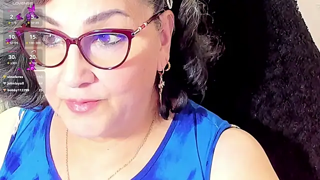 Snapshot of cataleya_mom chatting on 12.15.25 cataleya mom online show from 12.15.25