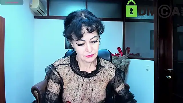 Snapshot of Silvia_Wallec chatting on 03.09.25 Silvia Wallec online show from 03.09.25