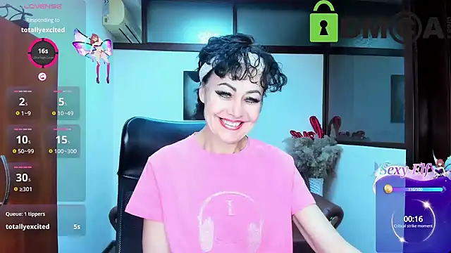 Snapshot of Silvia_Wallec chatting on 03.12.25 Silvia Wallec online show from 03.12.25