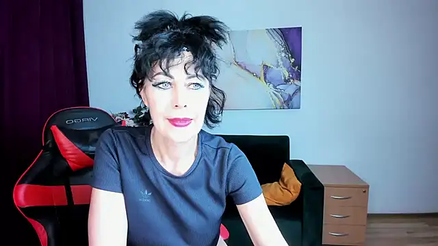 Silvia Wallec online show from 06.07.26