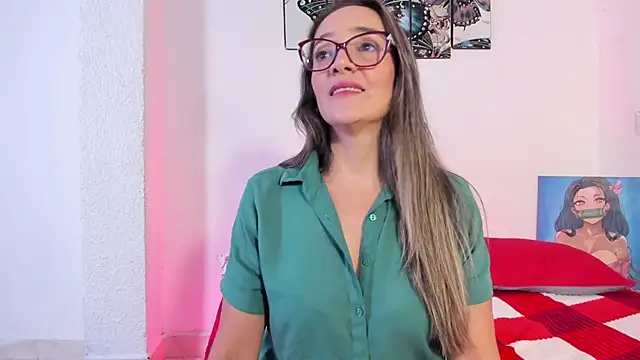 Jessica Herrera  online show from 02.13.25