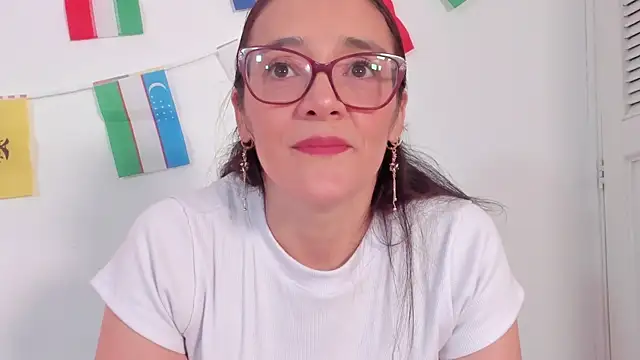 Snapshot of Jessica_Herrera_ chatting on 06.30.26 Jessica Herrera online show from 06.30.26