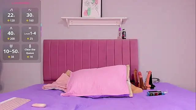 Snapshot of alexa_pariss chatting on 09.13.25 alexa pariss online show from 09.13.25