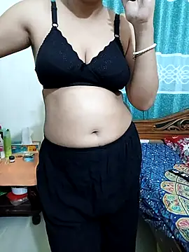 Snapshot of Priya_Boudi chatting on 03.01.25 Priya Boudi online show from 03.01.25