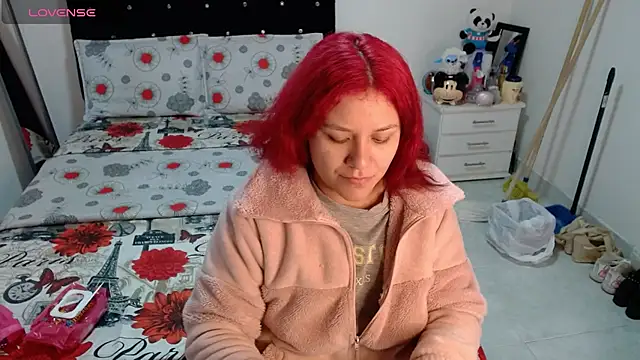 Snapshot of soniafuckboobs chatting on 04.30.26 soniafuckboobs online show from 04.30.26