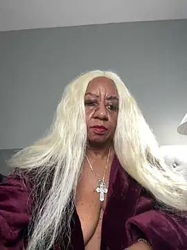 BreanaDivine online show from 02.23.25