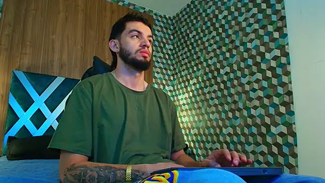 Michael magno online show from 10.25.25