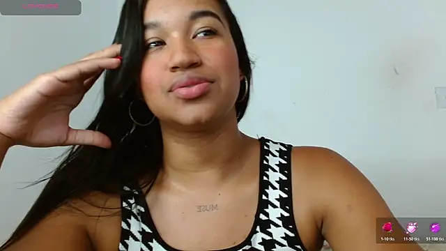 Snapshot of Alexa_priincess chatting on 05.13.26 Alexa priincess online show from 05.13.26