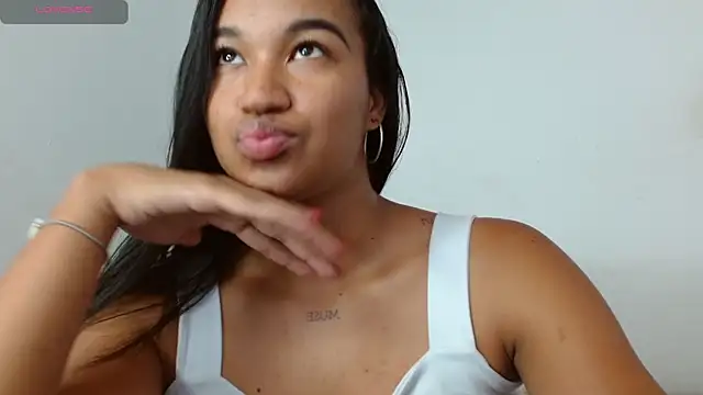 Snapshot of Alexa_priincess chatting on 05.19.26 Alexa priincess online show from 05.19.26