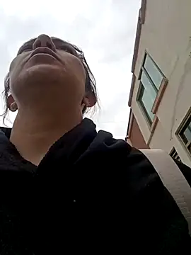 Snapshot of Chantal_hott chatting on 09.12.25 Chantal hott online show from 09.12.25