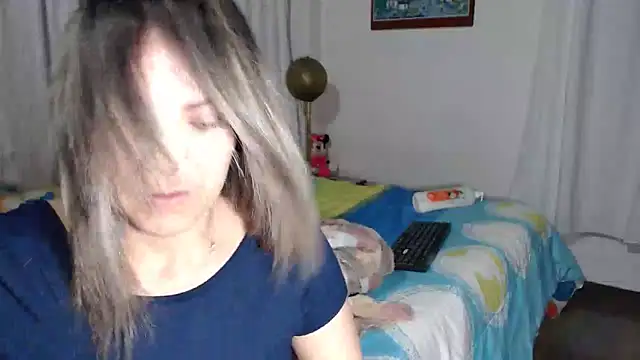 Snapshot of Chantal_hott chatting on 11.12.25 Chantal hott online show from 11.12.25