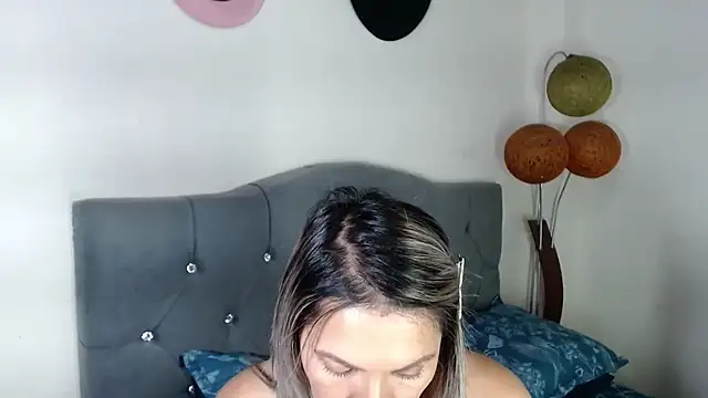 Chantal hott online show from 05.07.26