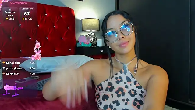 Salome Villa online show from 12.07.24