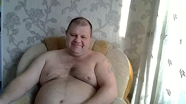 Snapshot of Nilola6 chatting on 02.18.25 Nilola6 online show from 02.18.25