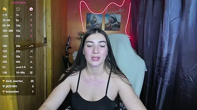 Snapshot of Fiery_Brunette_ chatting on 12.30.24 Fiery Brunette online show from 12.30.24