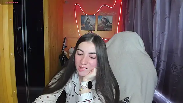 Snapshot of Fiery_Brunette_ chatting on 03.12.25 Fiery Brunette online show from 03.12.25