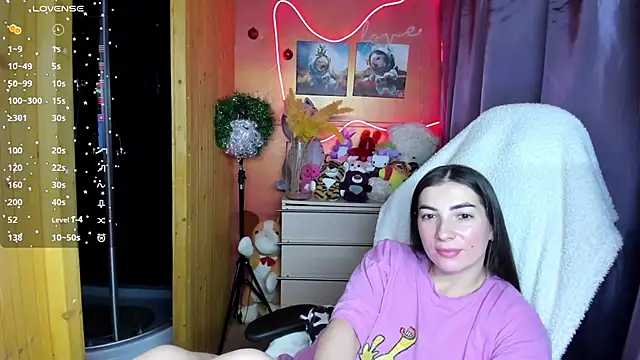 Fiery Brunette  online show from 01.08.26