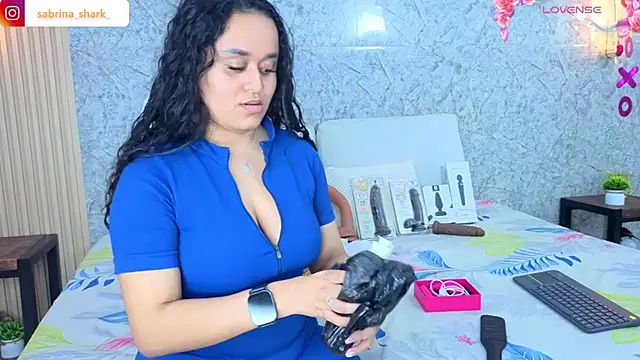 sabrina shark  online show from 02.03.26