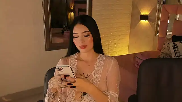 Snapshot of catalina__23 chatting on 03.11.25 catalina 23 online show from 03.11.25