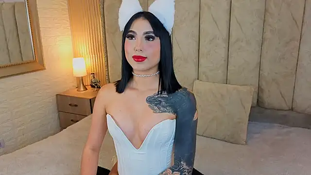 Snapshot of catalina__23 chatting on 10.26.25 catalina 23 online show from 10.26.25