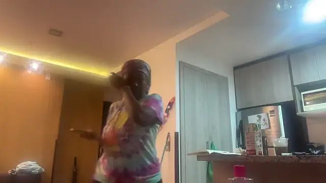 ChocolateCakeQueen online show from 02.13.26