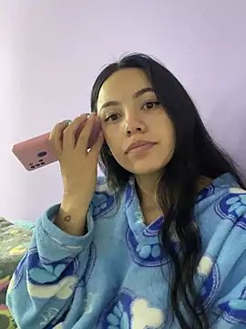 hannahb-e online show from 01.22.25