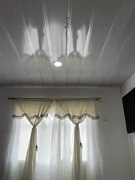 hannahb-e online show from 09.24.25