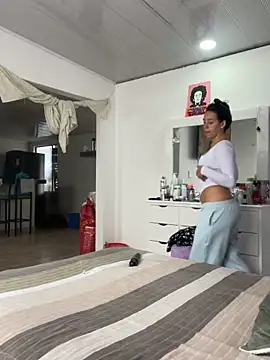 hannahb-e online show from 10.20.25