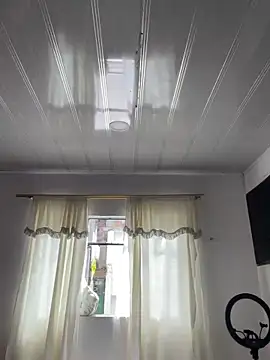 hannahb-e online show from 11.19.25