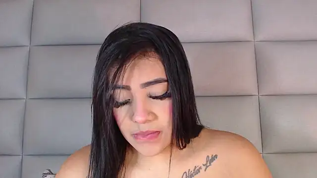 emily brontee  online show from 12.07.24