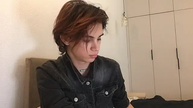 Snapshot of k0sta_ chatting on 12.28.24 k0sta  online show from 12.28.24