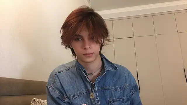 Snapshot of k0sta_ chatting on 12.31.24 k0sta  online show from 12.31.24