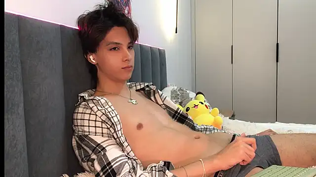 Snapshot of k0sta_ chatting on 02.15.25 k0sta  online show from 02.15.25