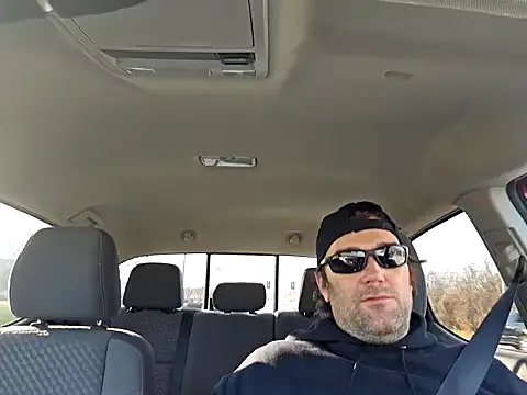 Snapshot of bakeyesmokems chatting on 12.20.24 bakeyesmokems online show from 12.20.24