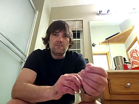 Snapshot of bakeyesmokems chatting on 02.05.25 bakeyesmokems online show from 02.05.25