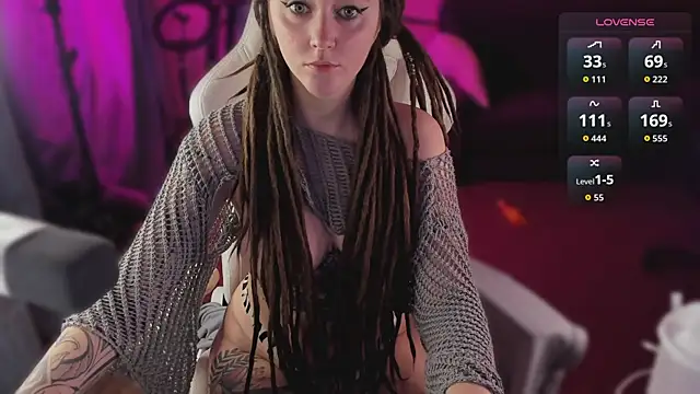 CutieMaevee online show from 09.23.25