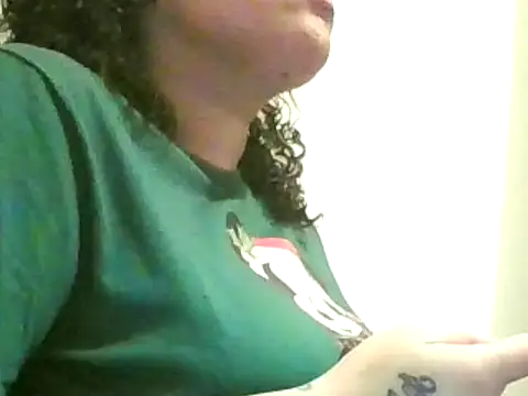 Snapshot of flakoGang chatting on 10.19.25 flakoGang online show from 10.19.25