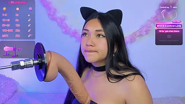 pauline golden1 online show from 02.23.25