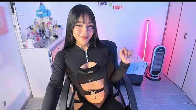 Snapshot of Michelle_se chatting on 11.02.25 Michelle se online show from 11.02.25