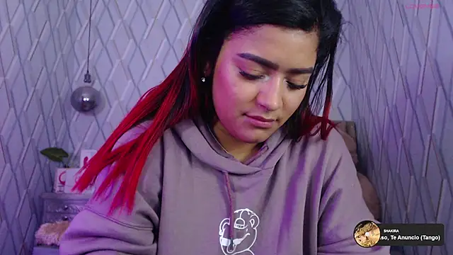 NicolleTaylor online show from 03.11.25