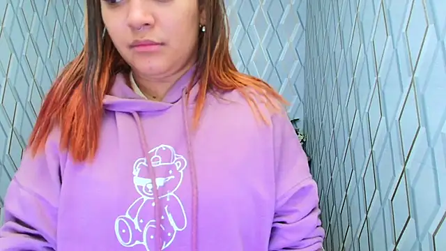 NicolleTaylor online show from 10.23.25