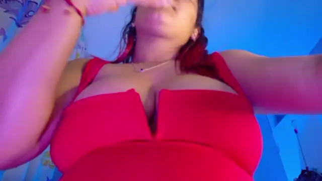 NicolleTaylor online show from 06.12.26