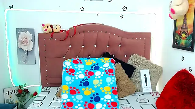Snapshot of AngeDrty chatting on 03.17.25 AngeDrty online show from 03.17.25