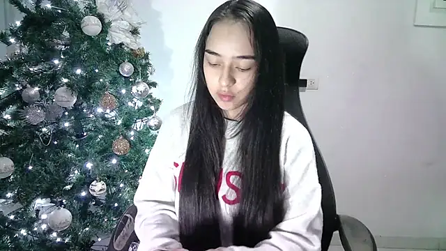 Snapshot of aineangeel chatting on 01.10.25 aineangeel online show from 01.10.25