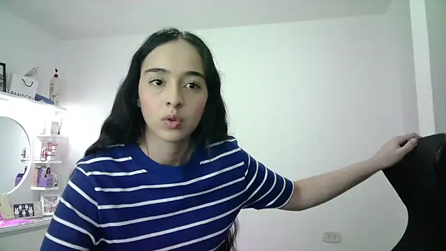 Snapshot of aineangeel chatting on 05.24.26 aineangeel online show from 05.24.26